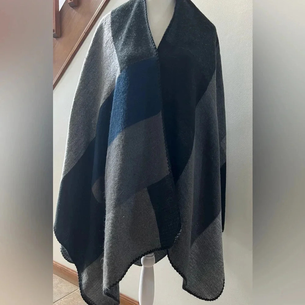ilishop | womens wrap sweater. Size: one size fits all.